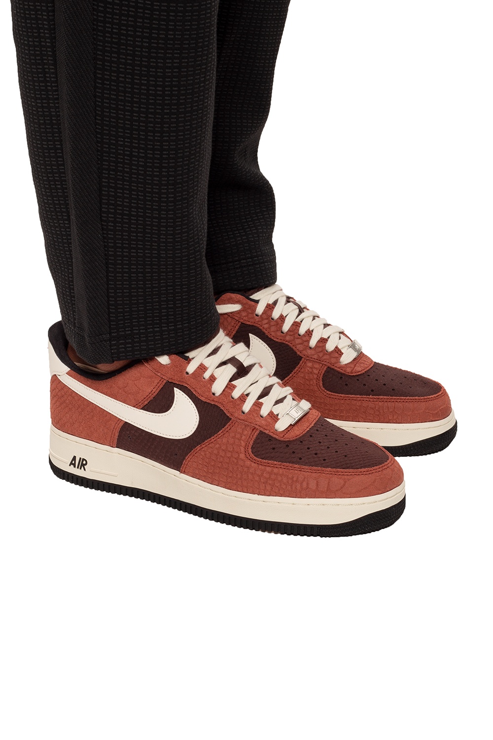 Nike air force outlet 1 red bark